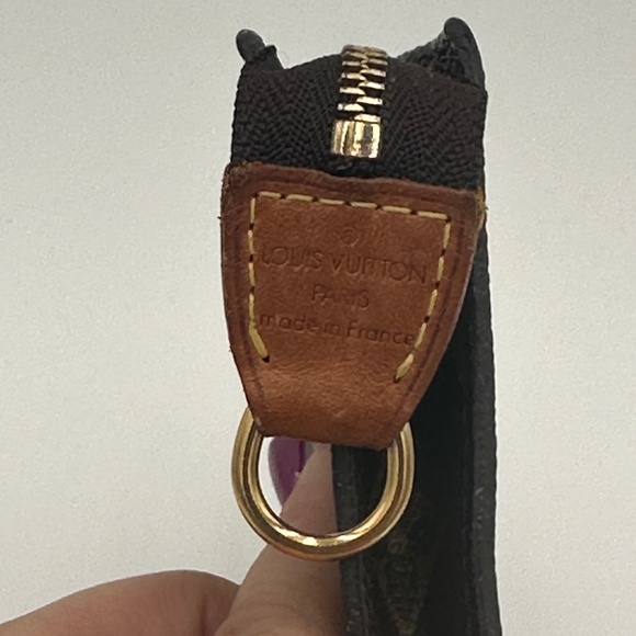 Louis Vuitton Pouchette - Picture 5 of 10